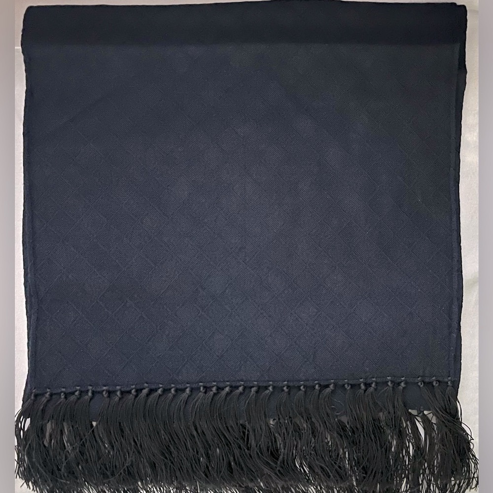 Christian Dior Logo Vintage Monsieur Navy Fringe Scarf Unisex With Dior Box - Picture 4 of 8